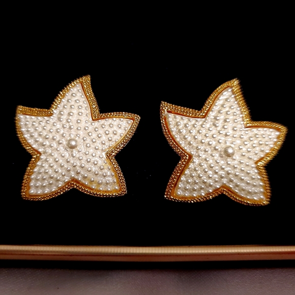 Vintage Earrings Sea Star, Vintage Earrings Clip On, Chunky Earrings - Picture 1 of 7